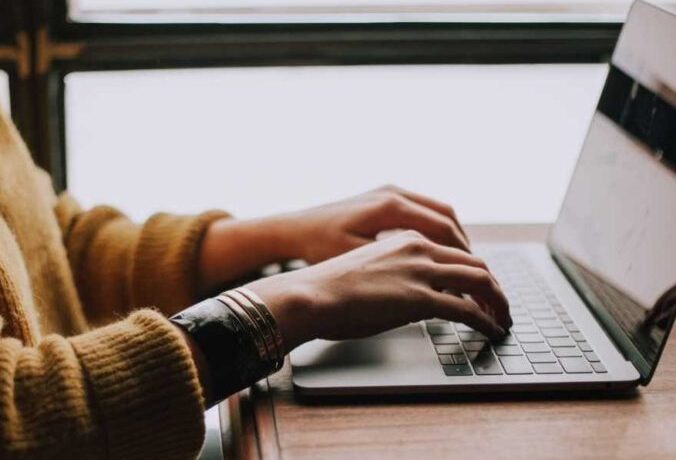 online communication corona